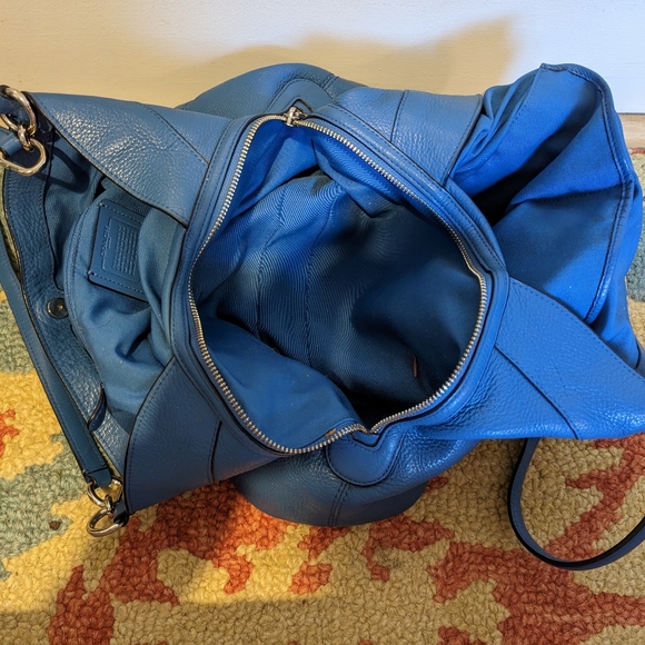 Coach Blue Leather Purse EUC - Picture 7 of 8